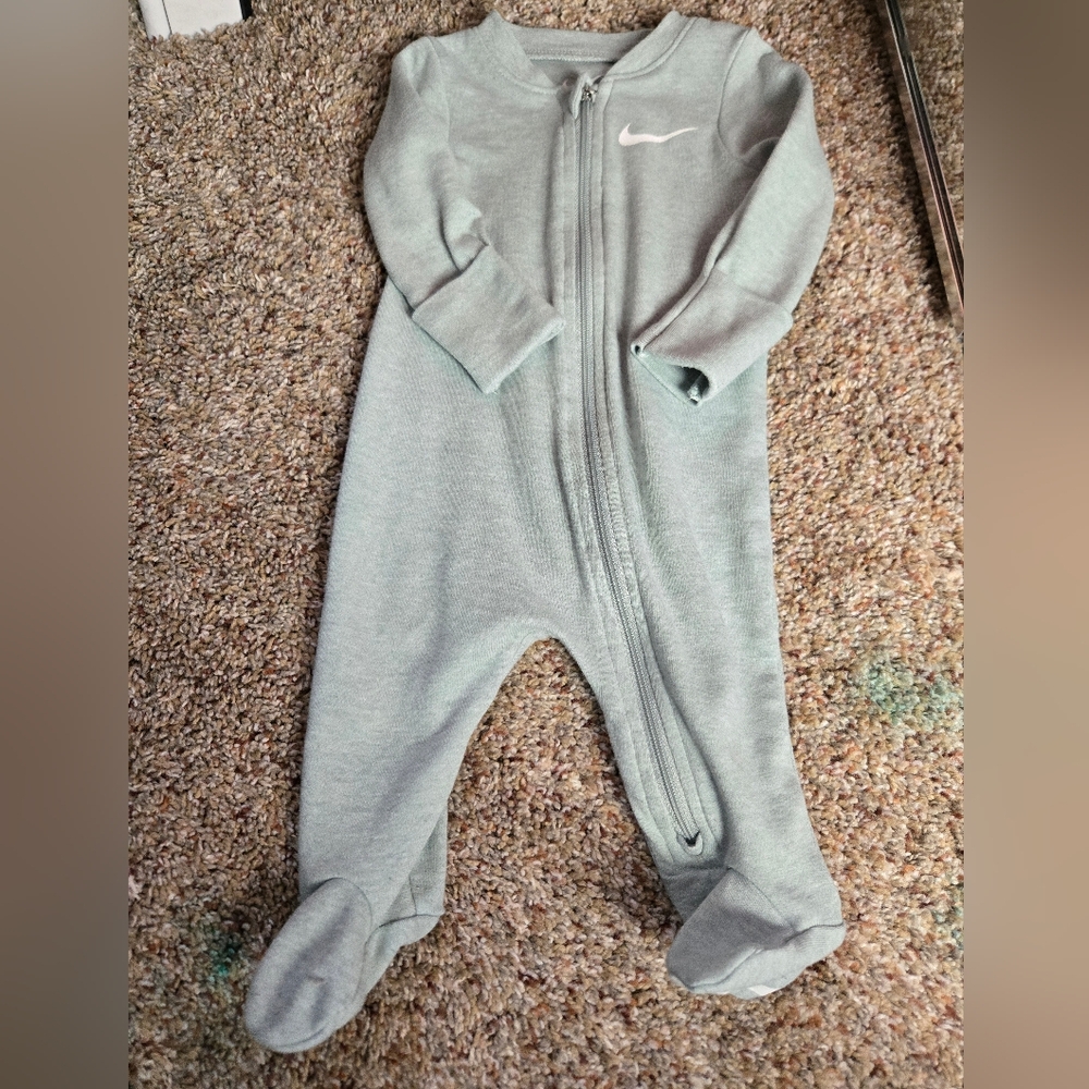 Nike baby Footie 3 month Green